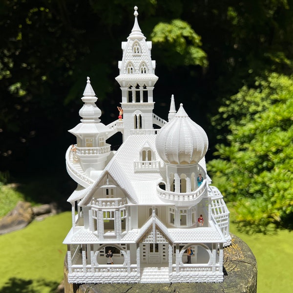 Gold Rush Bay Miniature Victorian21 - "The Bishop's Palace" White HO-Scale