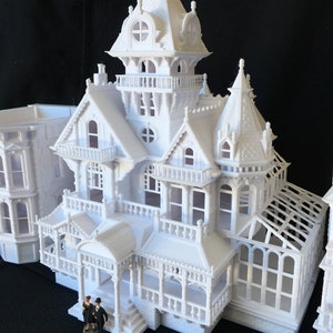 Miniature Victorian 5 Castle Tower House Train HO Scale image 3