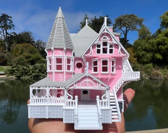 Small COLOR N-Scale Miniature “The Pink Palace” Victorian House (1:150 Scale) ASSEMBLED