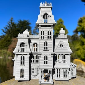 Miniature #37 Gray HO-Scale Addams House Victorian Mansion Nevermore Built Assembled