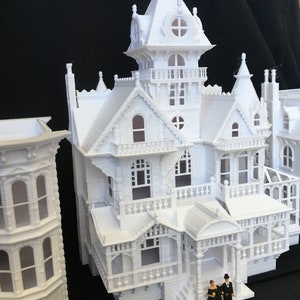 Miniature Victorian 5 Castle Tower House Train HO Scale image 4