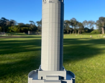 Mała miniaturowa wieża Coit w skali HO, punkt orientacyjny w San Francisco