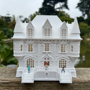 Miniature HO-Scale Château Sams White 1:87 by Gold Rush Bay