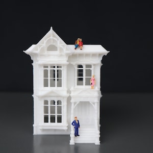 Small Miniature Victorian #2 Stick Style White House N-Scale Built 1:160 Assembled by Gold Rush Bay
