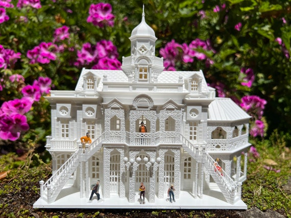 Miniature Ho-scale Port Royal Estate of New Orleans Assembled W
