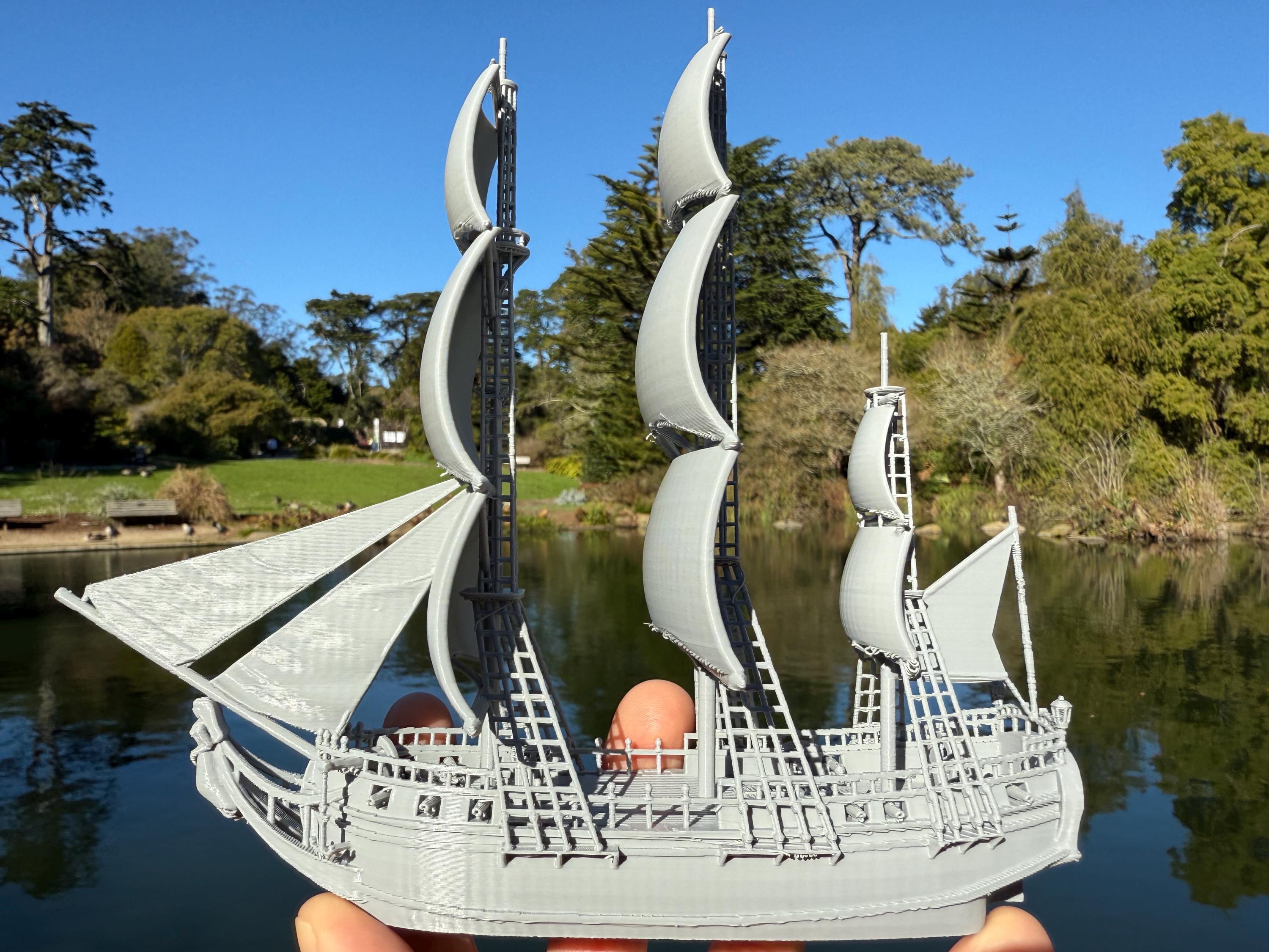 Miniature N-scale Sailing Ship Columbia With Sails and Cannons