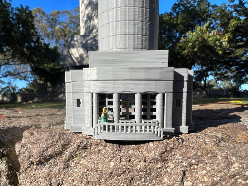 Small Miniature N Scale Coit Tower San Francisco Landmark image 8