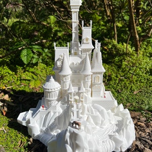 Miniature Beast Castle N (1/160) Scale House Beauty!