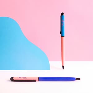 Penna a sfera metallica con combinazione  2 colori Manifol