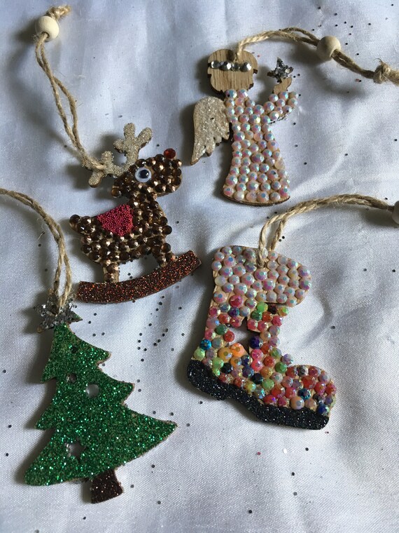 Christmas. A pack of 4 Christmas tree decorations. Etsy