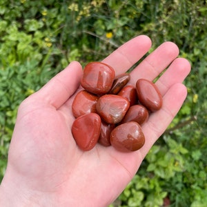 Red Jasper Tumbled Stone / Crystal Polished Healing Gemstone / Red Jasper Crystal / Specimen / Metaphysical Rocks / Medium Tumblestones