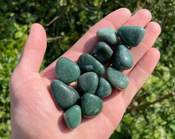 Green Quartz Tumbled Stone / Crystal Polished Healing Gemstone / Quartz Green  Crystal / Specimen / Metaphysical Rocks / Medium Tumblestones