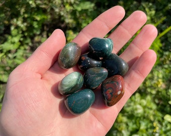 Blutstein Trommelstein / Kristall polierter Heilstein / Blutstein Kristall / Specimen / Metaphysical Rocks / Mittlere Trommelsteine