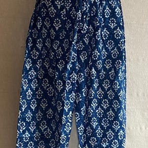 Luxury Cotton lounge Pants for women / Indigo pants /Straight leg pants with pockets / Work from home pants / Pajama pants/ Floral print