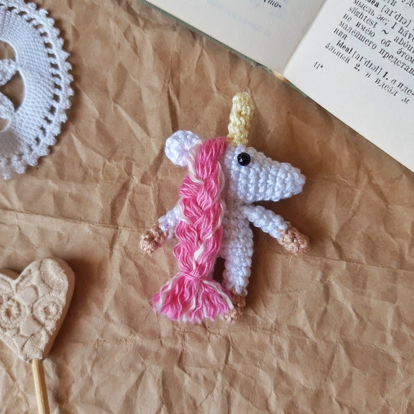 CROCHET UNICORN PIN, amigurumi animal brooch, crochet unicorn applique, handmade animal brooch, 14th birthday gift