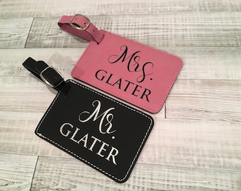 Mr et Mme, lot de 2 étiquettes à bagages, étiquettes de bagage personnalisé, cadeau pour les Couples, Bridal Shower Gift, mariée et le marié cadeau, cadeau lune de miel
