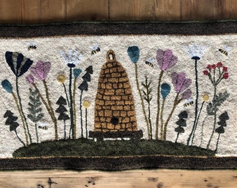 Zell's Bee Garden Teppich Muster - Handgezeichnet auf primitivem Leinen oder Mönchstuch