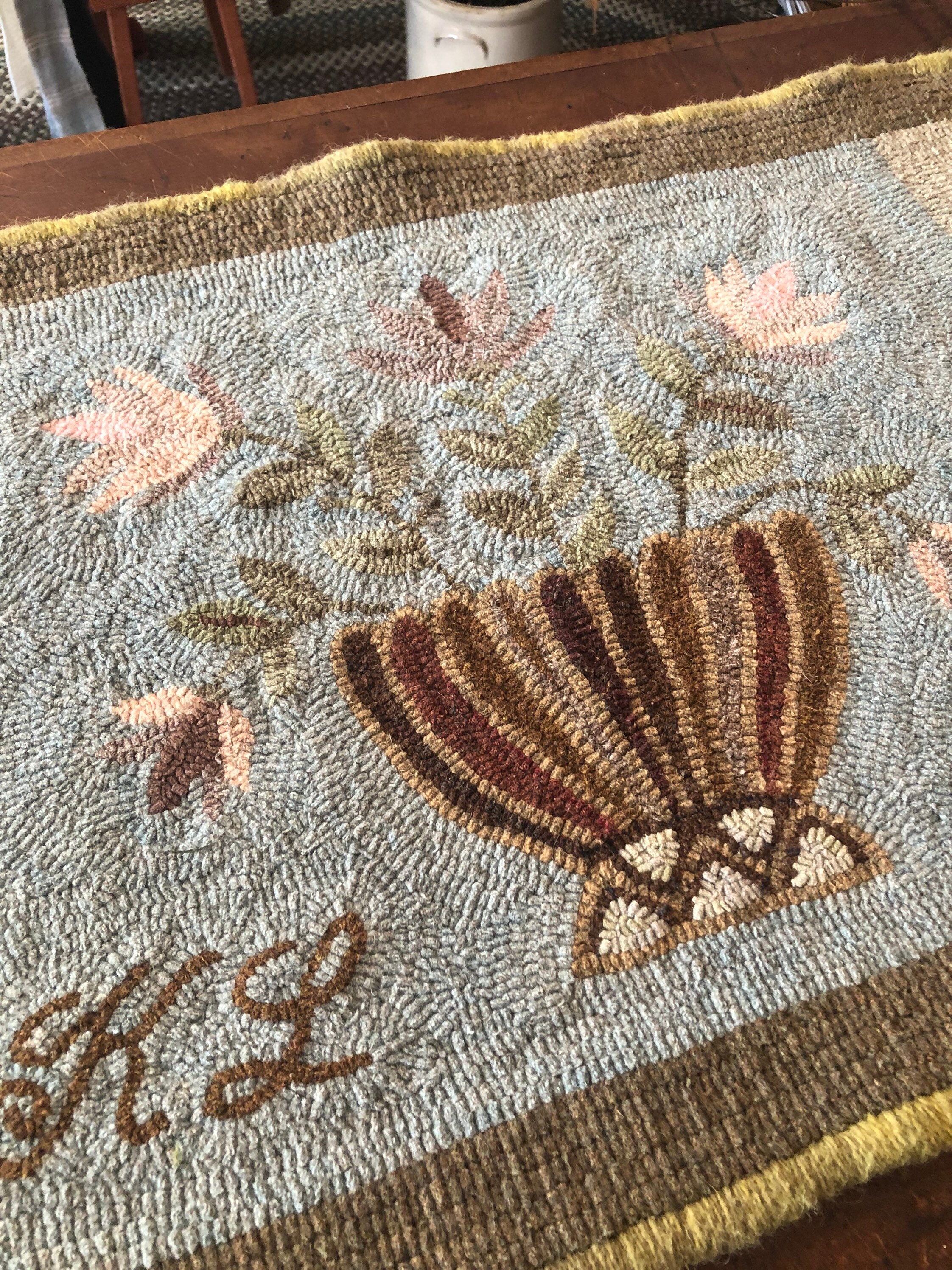 Flower Urn Rug Hooking Pattern on Linen - Etsy