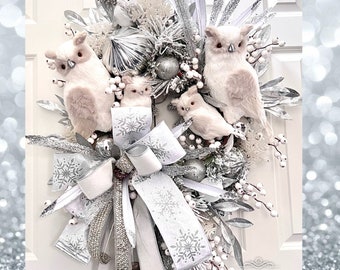 Winter white owl wreath, Christmas Holiday wreath, Winter Door Owl wreath, door owl wreath, owl wreath