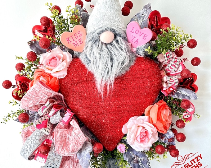 Valentine Wreath, Valentine Decor, Heart Wreath, Heart Decor, Love Wreath, Gnome Heart Wreath,  Valentine Door, Valentine Door Hanger