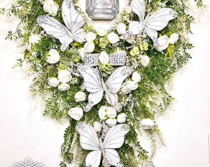 Butterfly Wreath, Wedding Wreath, Wedding Gift, Butterflies front door wreath, farmhouse wedding, White Wedding wreath