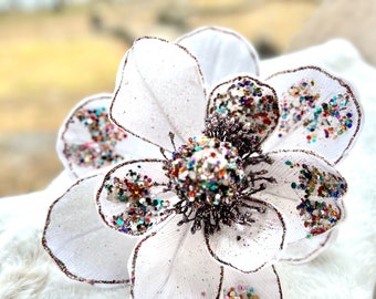 White magnolia kaleidoscope, Farrisilk Florals, Holiday white Magnolia, jeweled magnolia