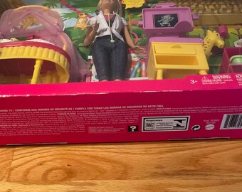 Barbie Doll I Can Be A Zoo Doctor Play Set 2010 New NRFB Complete