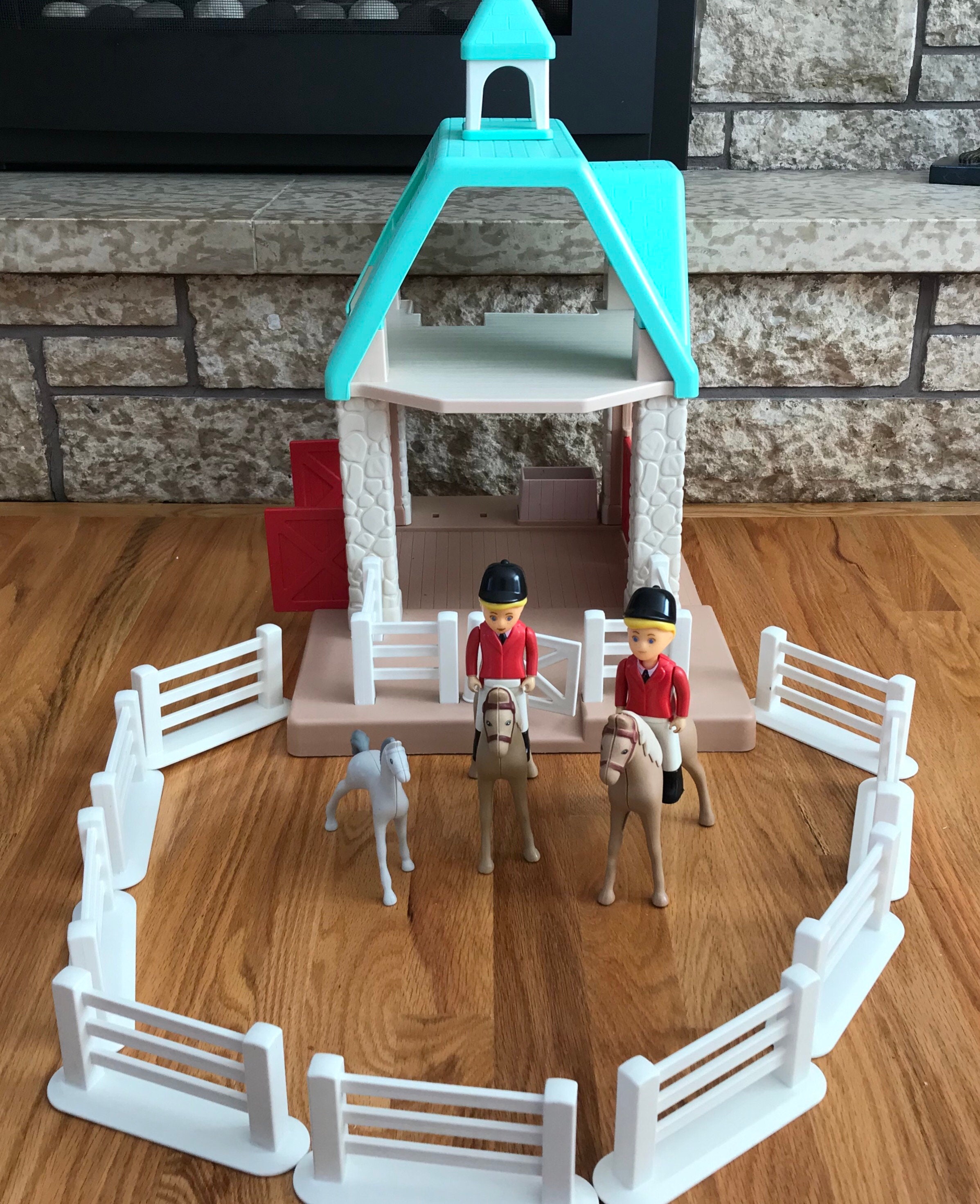 little tikes horse stable