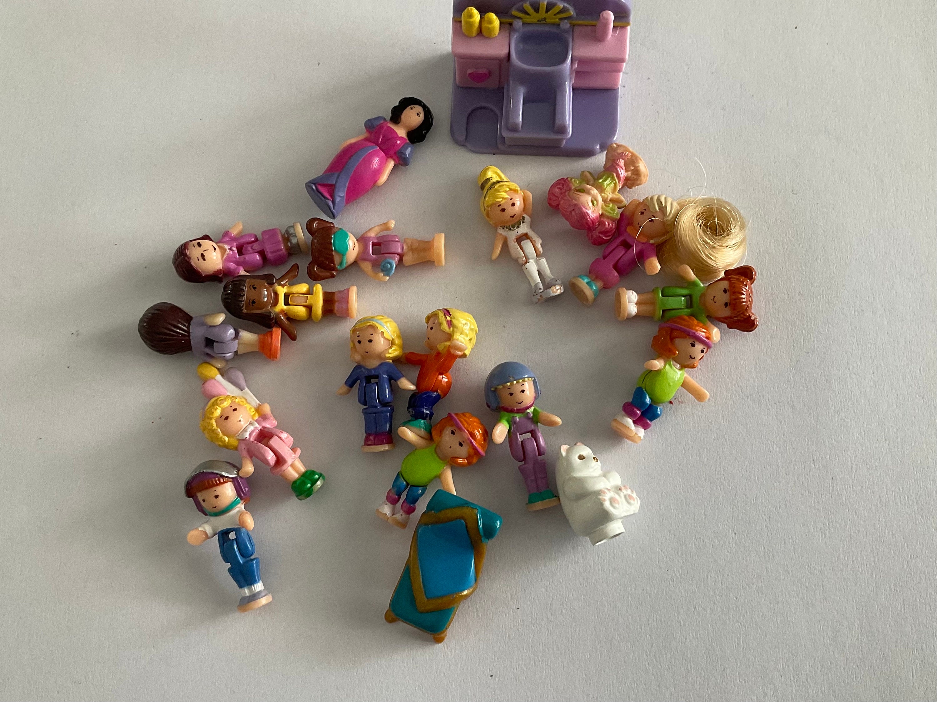 Polly Pocket Mini Doll Polly Pocket Mini Doll