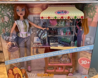 NIB 2004 My Scene Shopping Spree Kenzie Mall Must Haves Barbie