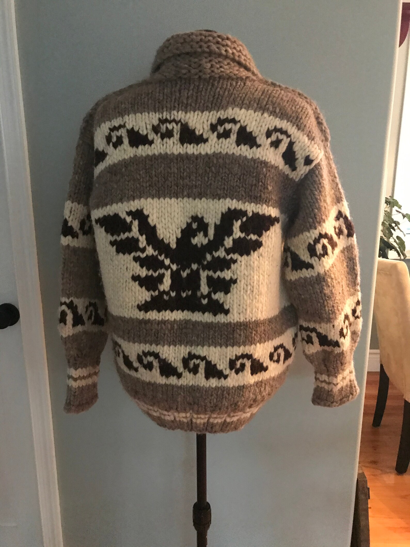 canadian sweater brands