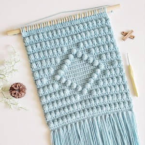 Crochet Pattern | The Amelia Wall Hanging | Crochet Wall Hanging Pattern | Crochet Home Decor | Crochet Bobble Stitch | Instant Download
