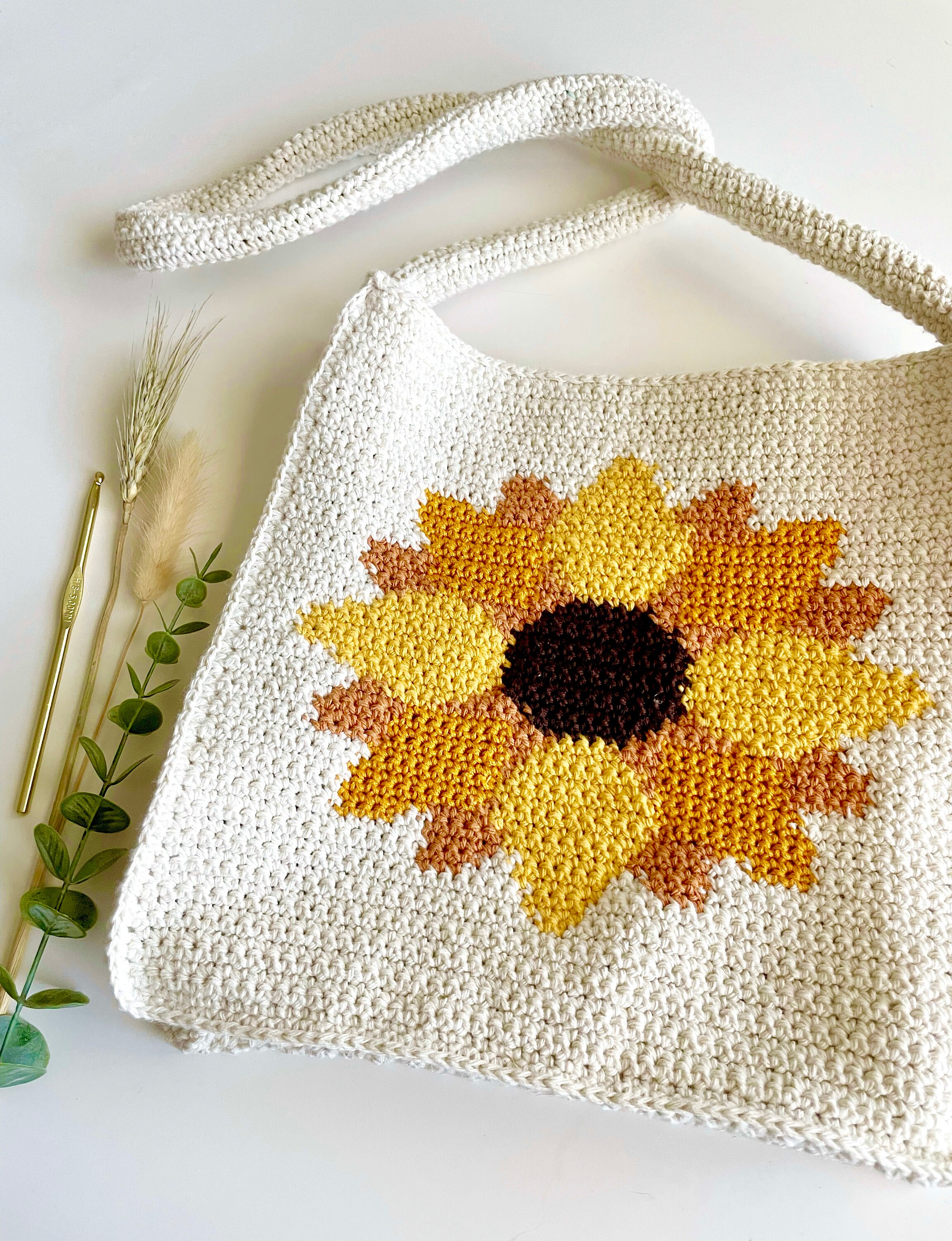 Sunflower Drawstring Backpack Crochet PDF PATTERN english 