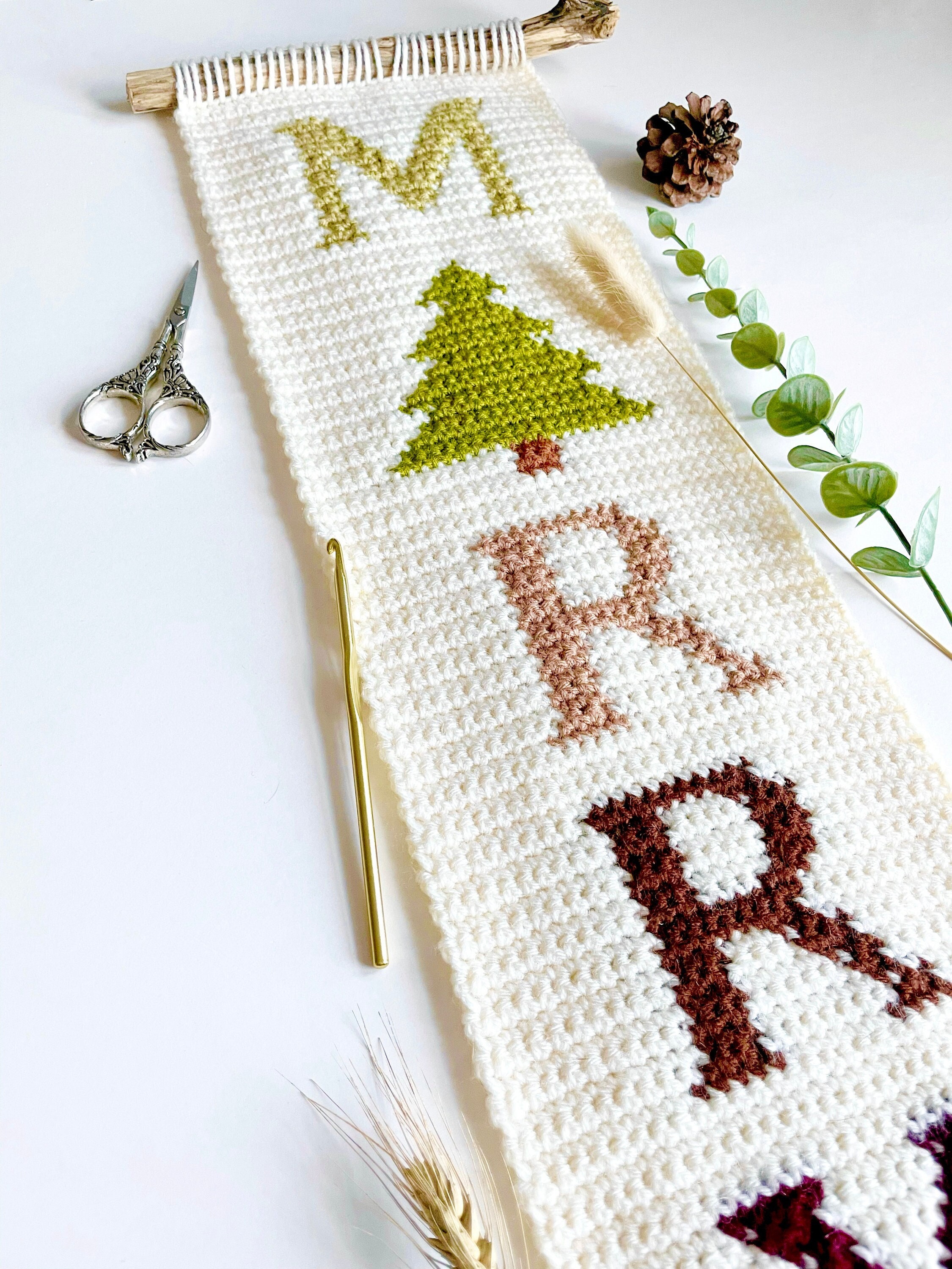 Häkelanleitung | Die fröhliche und helle Wandbehang | Wandbehang Häkelanleitung | Weihnachtliche Häkelanleitung | Pine Tree Häkelanleitung