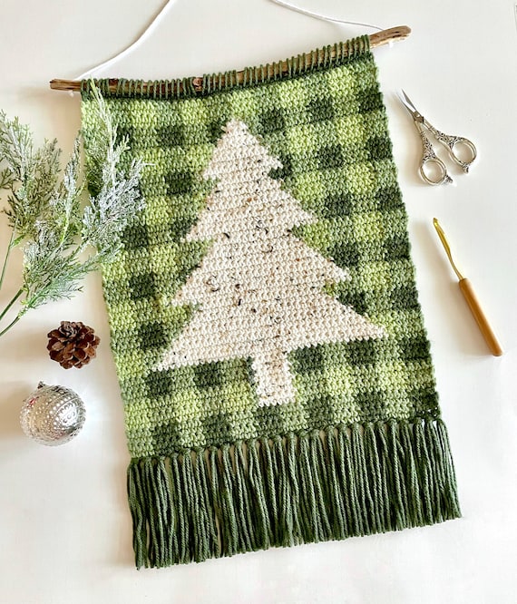 Crochet Pattern The Plaid Christmas Tree Wall Hanging Etsy