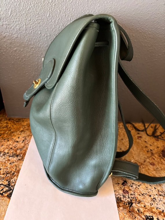 Coach Vintage Preowned RARE Bottle Green Rucksack Backpack Coach Vintage Preowned RARE Bottle Green Rucksack Backpack