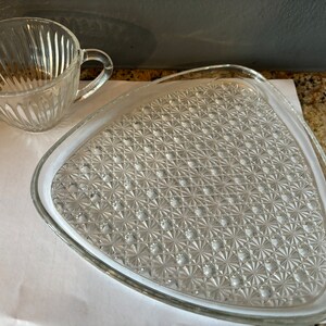 Luncheon set vintage collectible set of 6 Daisy and Button pattern