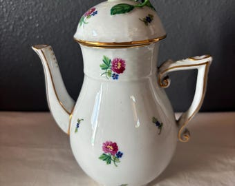Herend Porcelain / Thousand Flowers / Green Handle / Hand Painted