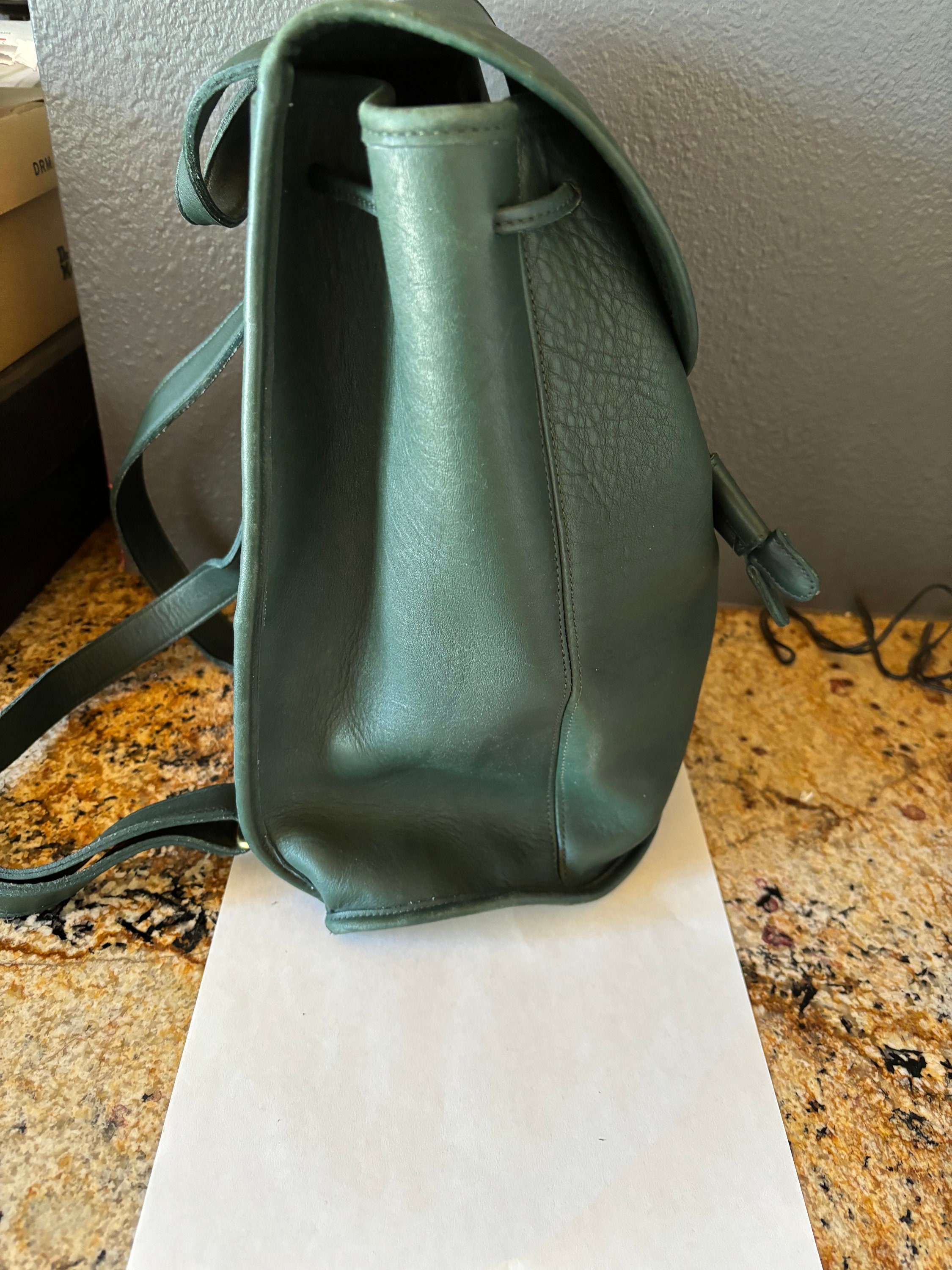 Coach Vintage Preowned RARE Bottle Green Rucksack Backpack Coach Vintage Preowned RARE Bottle Green Rucksack Backpack