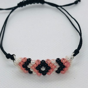 Seed bead friendship bracelet pink