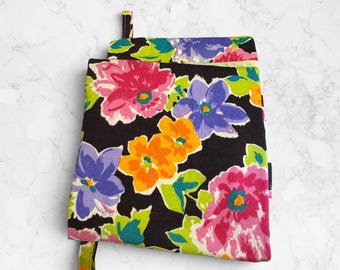 Handmade reversible floral quilted Potholders set of 2