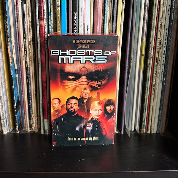 John Carpenter's Ghosts of Mars VHS