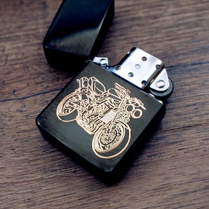 Personalised Street Triple Motorcycle Lighter - Choice of Colours - Bikers  Riders Street Fighter Motorbike Smokers Gift Idea