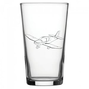 Spersonalizowany kufel do piwa Robin DR400 Aircraft Conical Beer Glass - świetny prezent na urodziny, emeryturę i ślub w stylu pilota sportowego latania