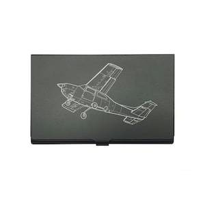 Porta-cartões de visita de débito e crédito gravado Cessna 210 Centurion - 2 designs de aeronaves para escolher - presente de rede de instrutor piloto
