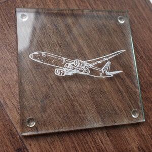 Personalised Boeing 787 Dreamliner Aircraft Square Glass Table Coaster - Aviation Themed Gift for a Pilot Air Traffic Controller Stewardess