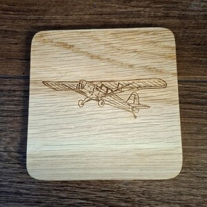 オースターJシリーズ航空機型ドリンクコースターセレクション - 自宅、職場、オフィスのテーブル用航空パイロットギフト - ギフトボックス入り - スタイルを選択