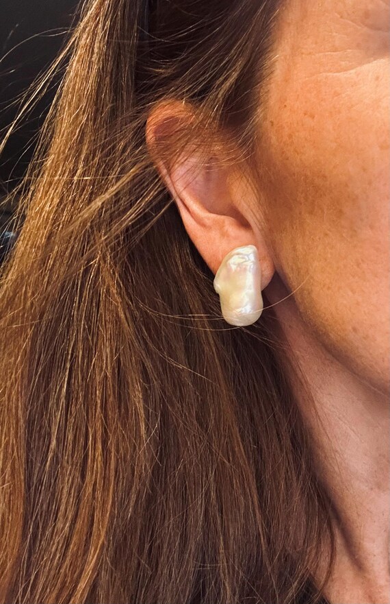 Huge White Baroque Pearl Studs with Iridescent Tear-Drop Shape