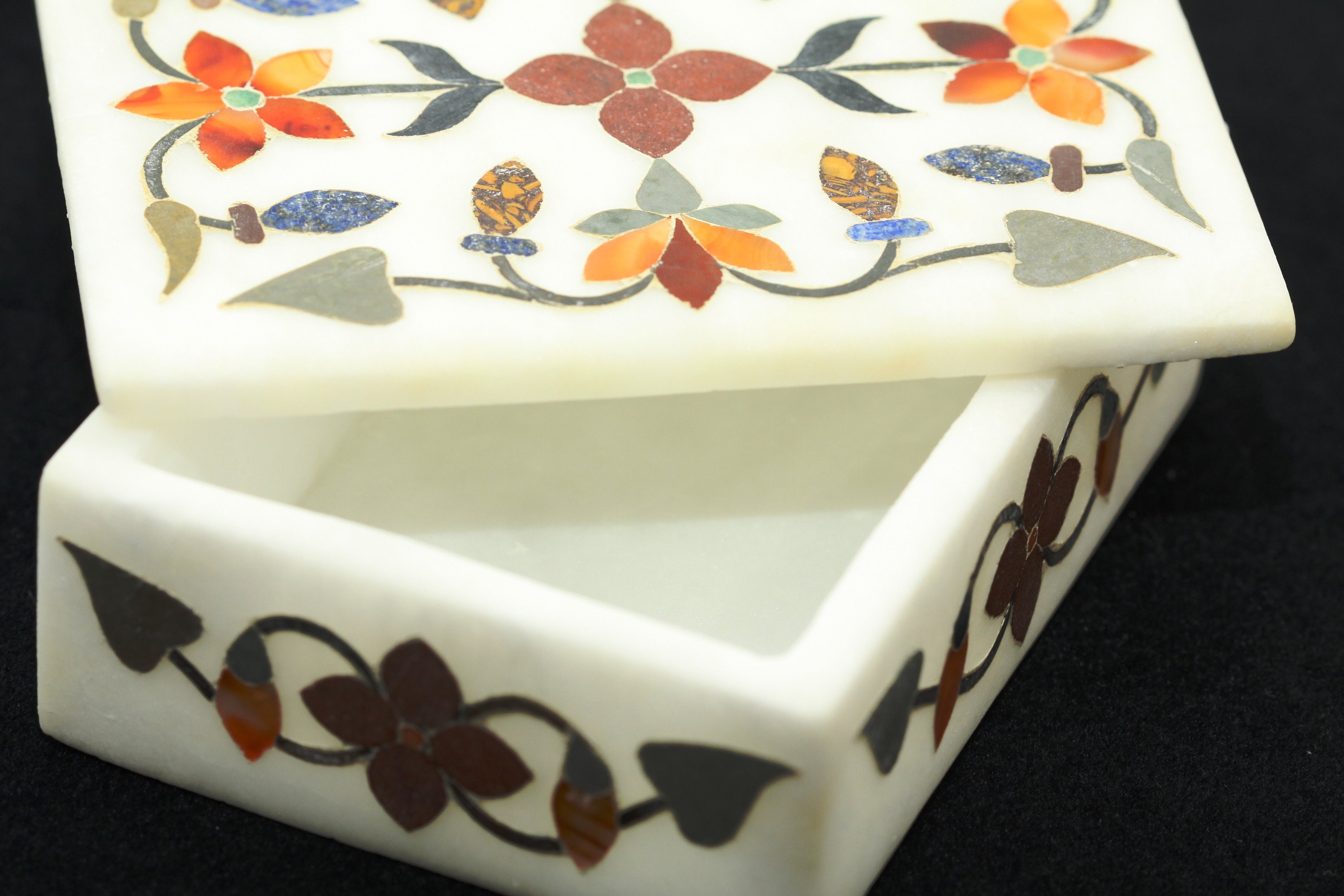 Vintage Inlaid Soapstone Covered Box with Side Tray Etsy 日本
