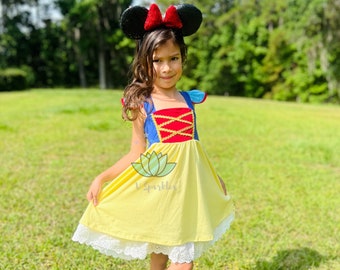 Red apple princess, Snow White-inspired dress, Princess dress, Gift for girls, Birthday dress